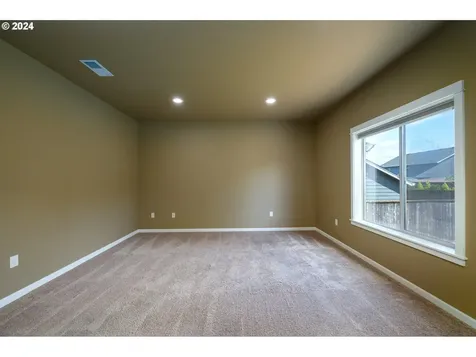 3288 Daffodil Drive Mcminnville OR 97128
