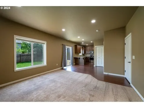 3288 Daffodil Drive Mcminnville OR 97128