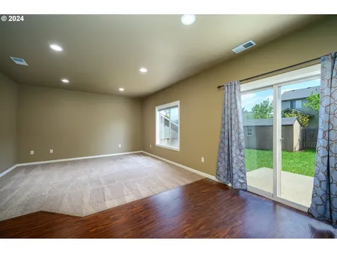 3288 Daffodil Drive Mcminnville OR 97128
