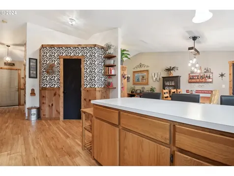 890 Nw First Falls View Road Stevenson WA 98648