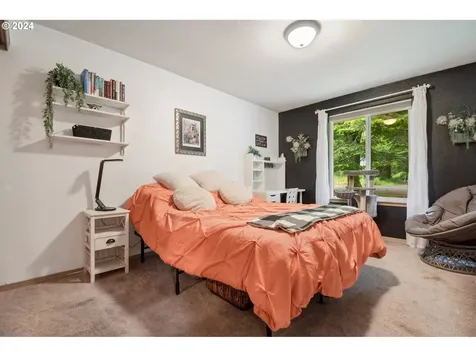 890 Nw First Falls View Road Stevenson WA 98648