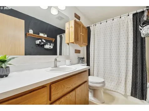 890 Nw First Falls View Road Stevenson WA 98648