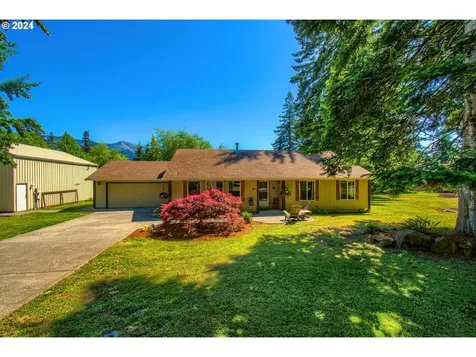 890 Nw First Falls View Road Stevenson WA 98648