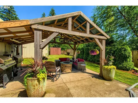 890 Nw First Falls View Road Stevenson WA 98648