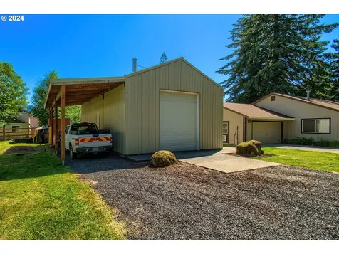890 Nw First Falls View Road Stevenson WA 98648