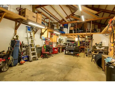 890 Nw First Falls View Road Stevenson WA 98648