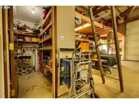 890 Nw First Falls View Road Stevenson WA 98648