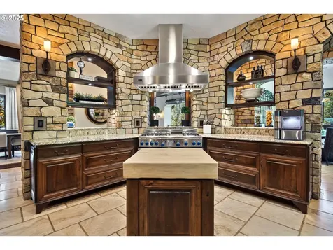 17935 S Hidden Lake Drive Oregon City OR 97045
