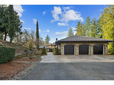 17935 S Hidden Lake Drive Oregon City OR 97045