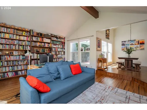11372 Sw Lynnvale Drive Portland OR 97225