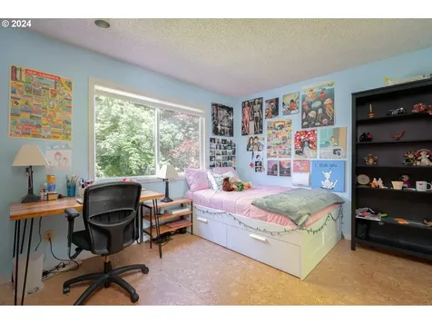 11372 Sw Lynnvale Drive Portland OR 97225
