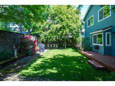 11372 Sw Lynnvale Drive Portland OR 97225