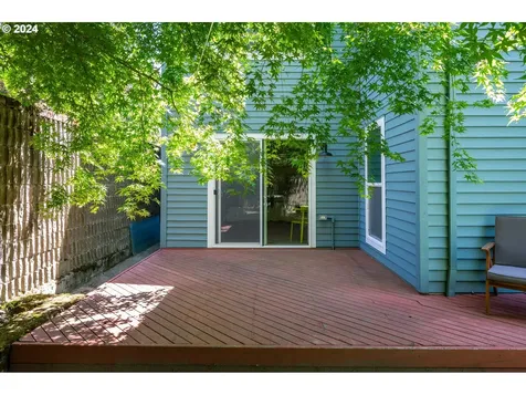 11372 Sw Lynnvale Drive Portland OR 97225