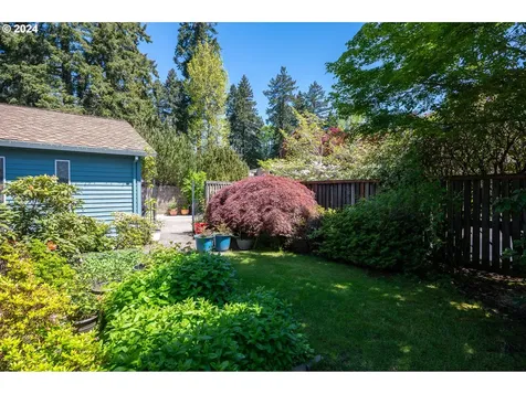 11372 Sw Lynnvale Drive Portland OR 97225