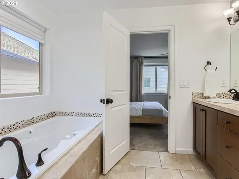 10288 SW Lisbon Street Wilsonville OR 97070