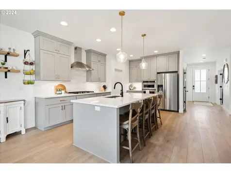 27608 SW Willow Creek Drive Wilsonville OR 97070