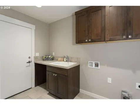 1007 Nw 103rd Street Vancouver WA 98685