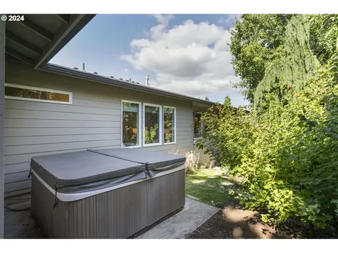 1007 Nw 103rd Street Vancouver WA 98685