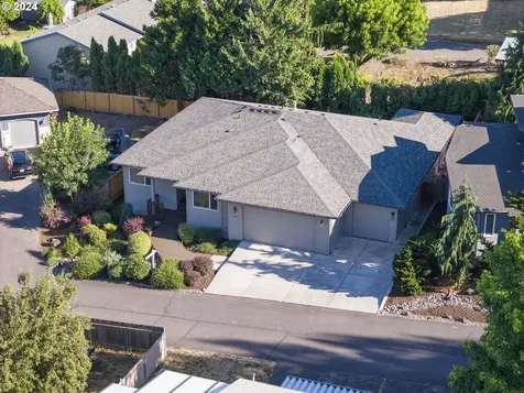 1007 Nw 103rd Street Vancouver WA 98685