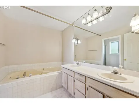 12701 Se Angus Street Vancouver WA 98683