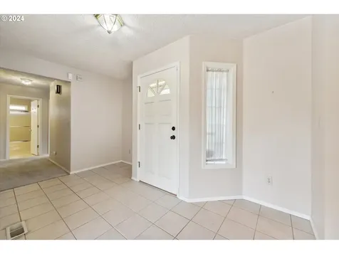 12701 Se Angus Street Vancouver WA 98683