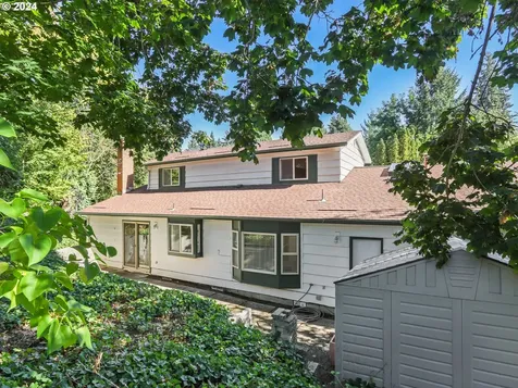 13705 SW Ash Avenue Portland OR 97223