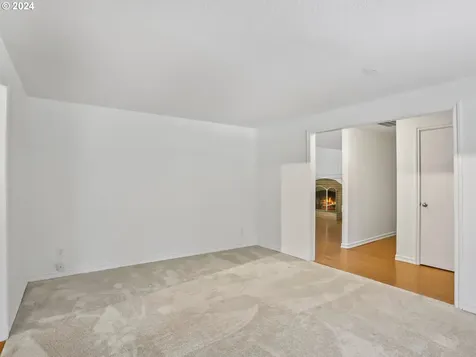 13705 SW Ash Avenue Portland OR 97223