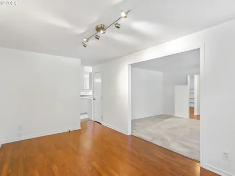 13705 SW Ash Avenue Portland OR 97223
