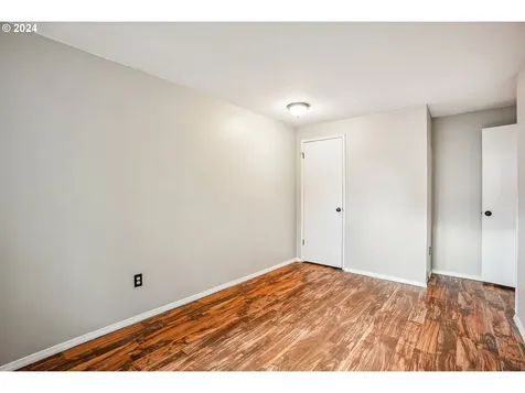 1557 NE Karen Court Hillsboro OR 97124