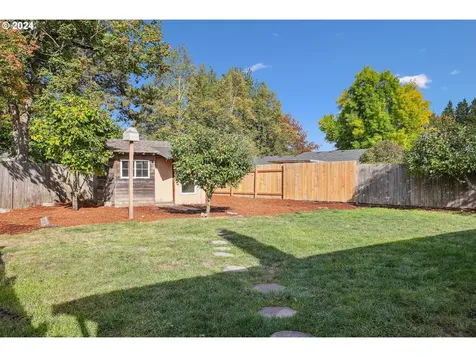 1557 NE Karen Court Hillsboro OR 97124