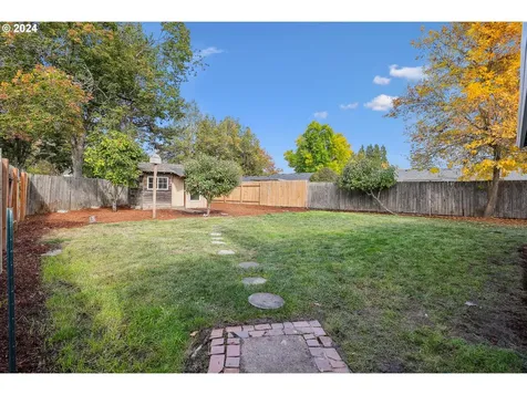 1557 NE Karen Court Hillsboro OR 97124