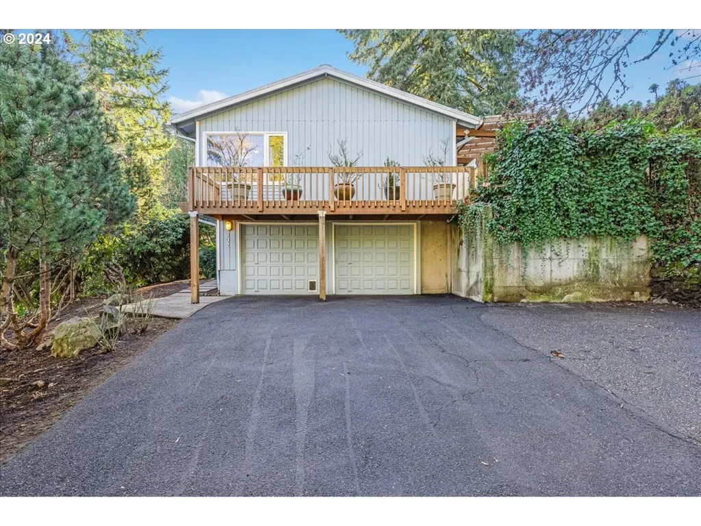 302 Laurel Street Lake Oswego OR 97034