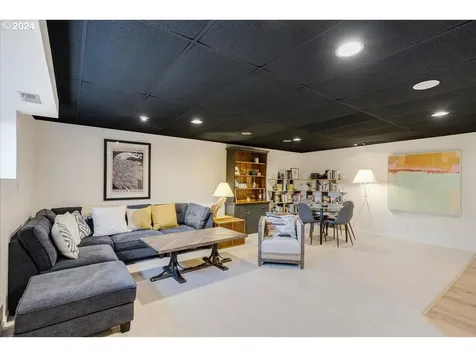 302 Laurel Street Lake Oswego OR 97034