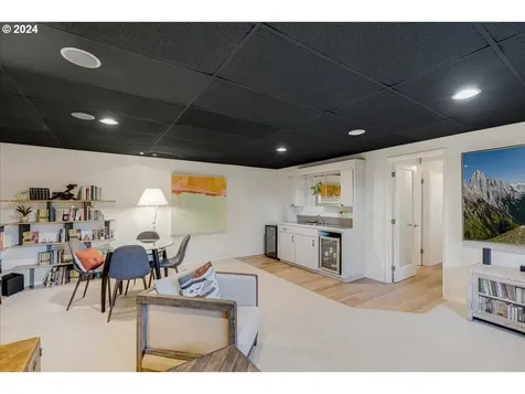 302 Laurel Street Lake Oswego OR 97034