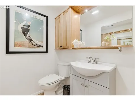 302 Laurel Street Lake Oswego OR 97034