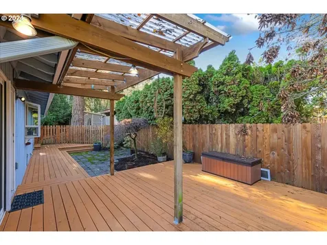 302 Laurel Street Lake Oswego OR 97034