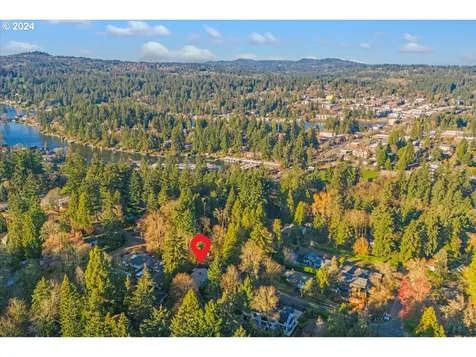 302 Laurel Street Lake Oswego OR 97034