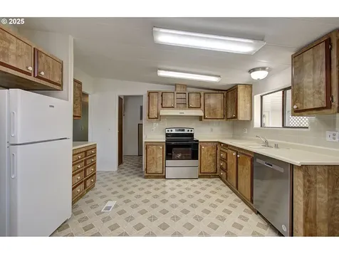 17401 SE 39th Street Vancouver WA 98683