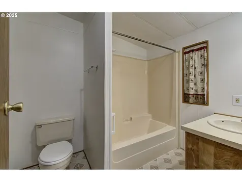 17401 SE 39th Street Vancouver WA 98683