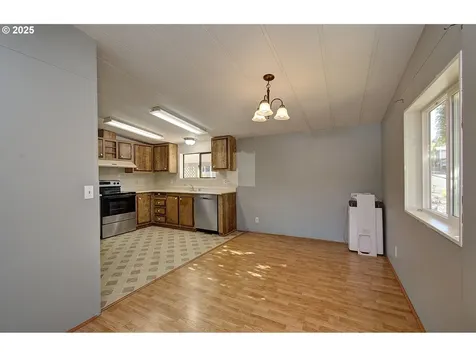 17401 SE 39th Street Vancouver WA 98683