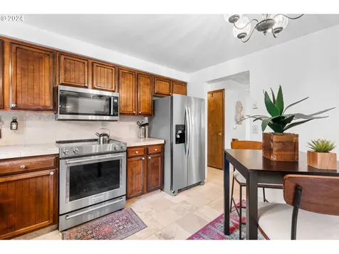 1917 SE 131st Avenue Vancouver WA 98683