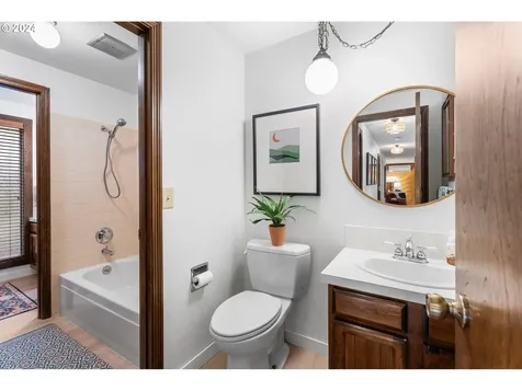 1917 SE 131st Avenue Vancouver WA 98683