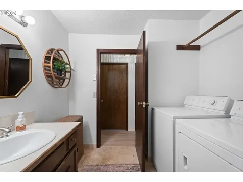 1917 SE 131st Avenue Vancouver WA 98683