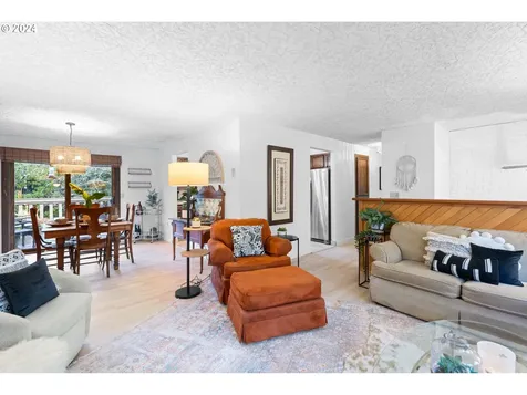 1917 SE 131st Avenue Vancouver WA 98683