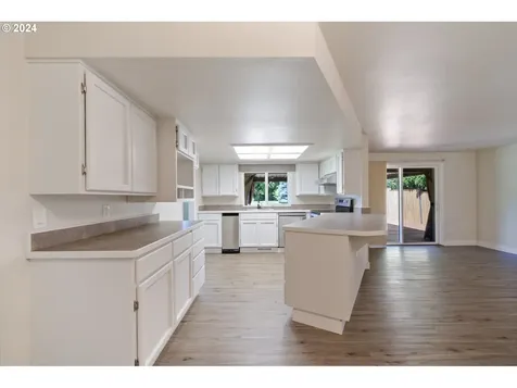 13431 Se Erin Court Clackamas OR 97015
