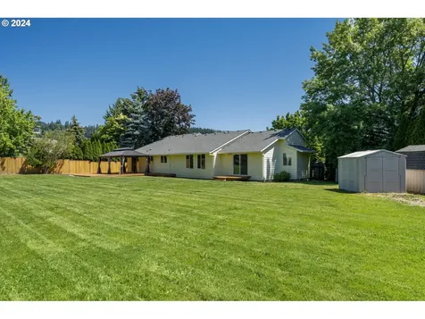13431 Se Erin Court Clackamas OR 97015
