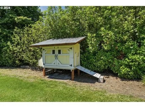 13431 Se Erin Court Clackamas OR 97015