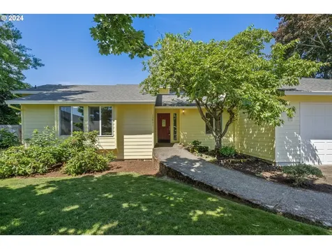 13431 Se Erin Court Clackamas OR 97015