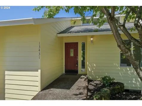 13431 Se Erin Court Clackamas OR 97015