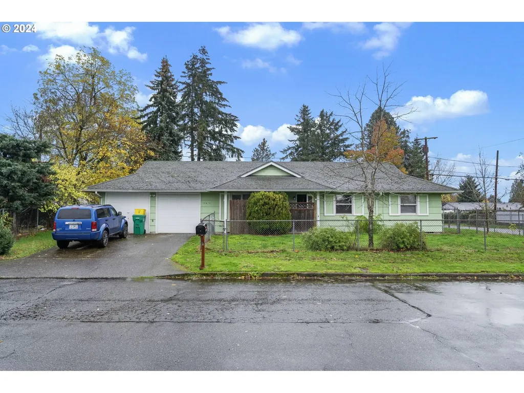 15612 SE Harrison Street Portland OR 97233